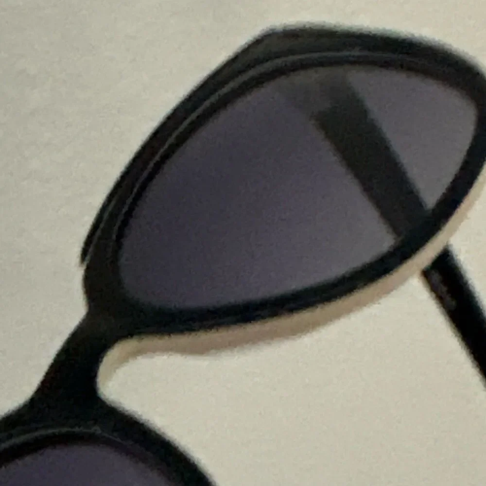 Di Valdi DV0193 Women's Cat Eye Sunglasses Black F Polarized Gradient pre owned